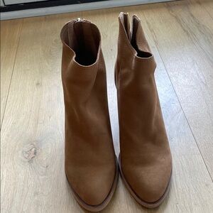 Women's Tan Ankle Boots